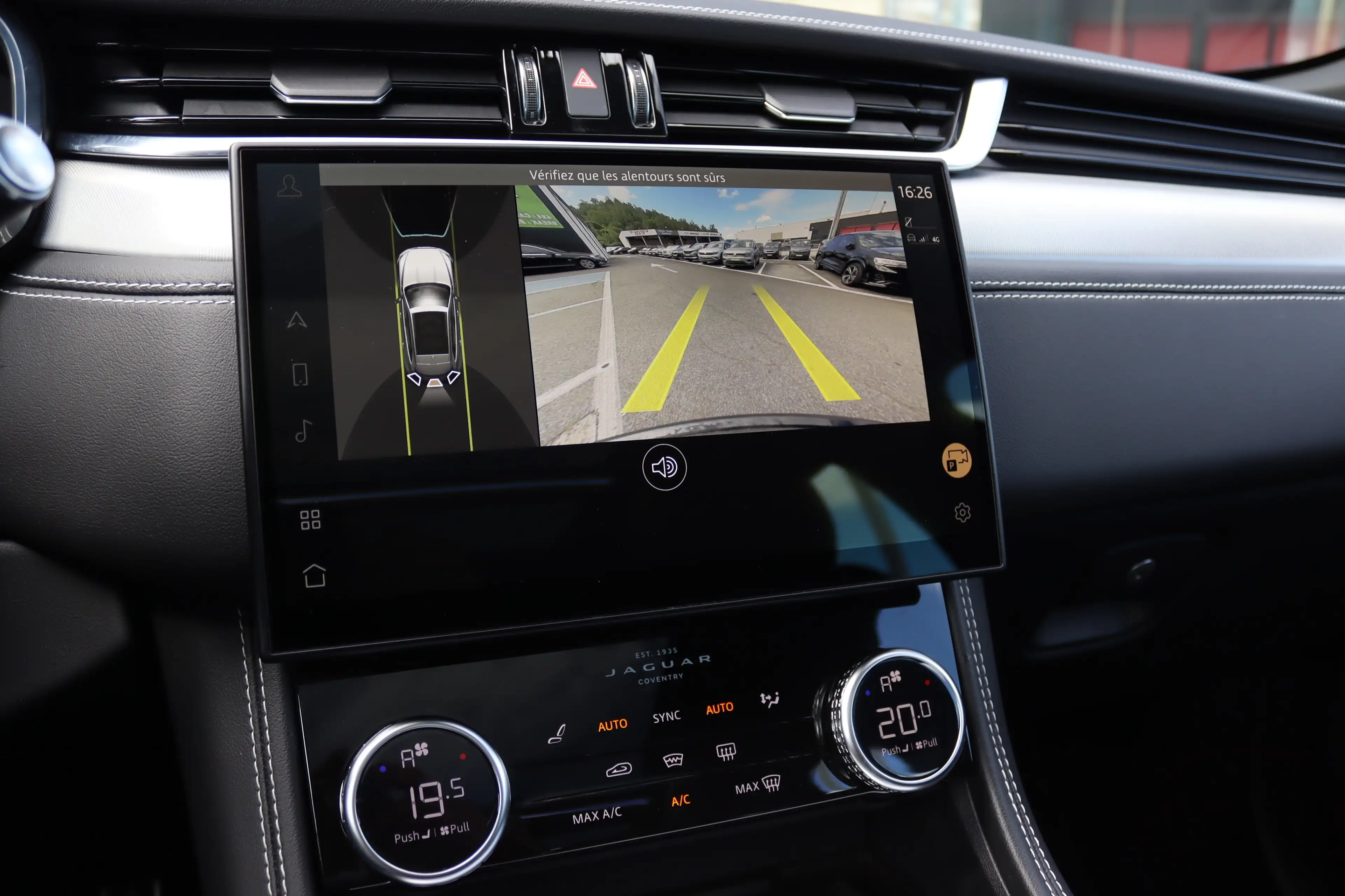Jaguar F-Pace P250 AWD R-DYNAMIC S TOIT PANO FACELIFT FULL OPTIONS — photo 13