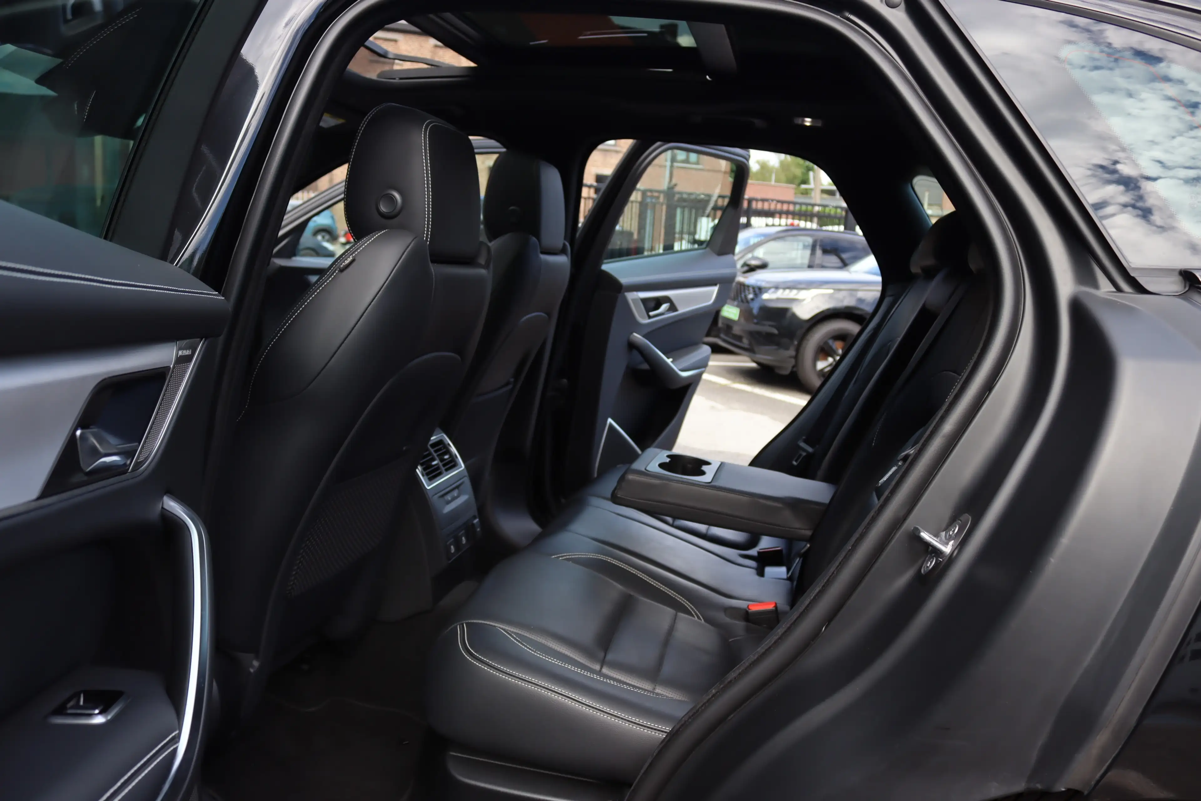 Jaguar F-Pace P250 AWD R-DYNAMIC S TOIT PANO FACELIFT FULL OPTIONS — photo 7