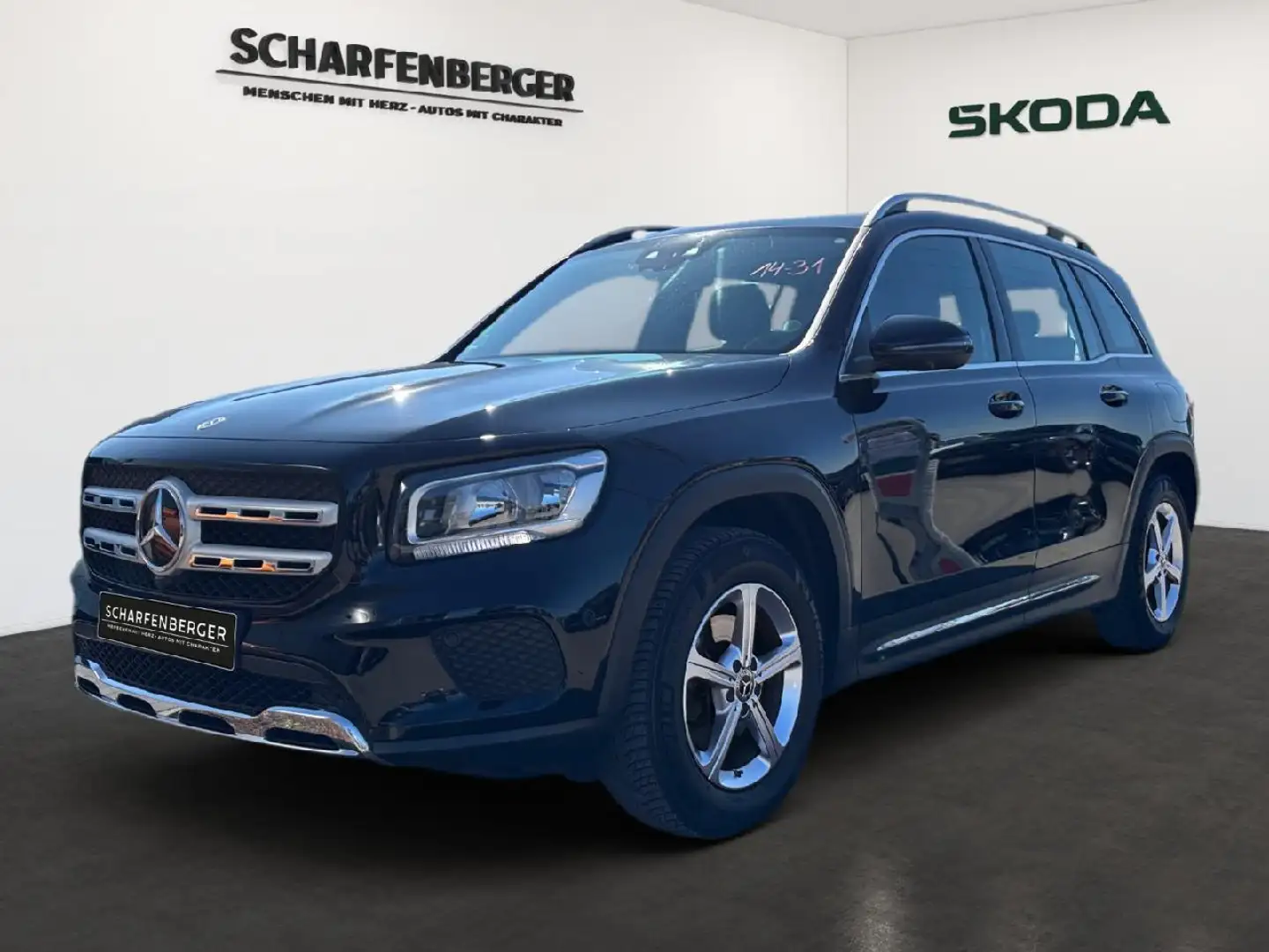Mercedes-Benz GLB 200 GLB 200 Autom. *NAVI,TWA,PANO,360°* Noir - 1