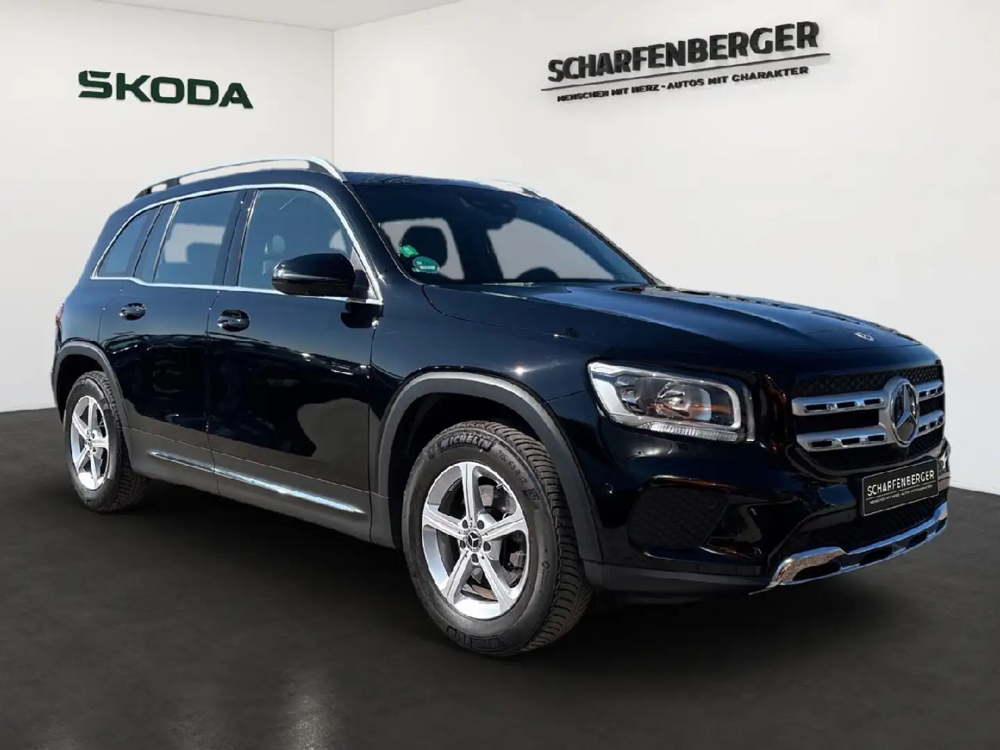 Mercedes-Benz GLB 200 GLB 200 Autom. *NAVI,TWA,PANO,360°* Noir - 2
