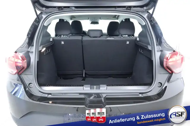 Dacia Sandero Stepway view 11