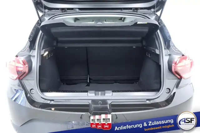 Dacia Sandero Stepway view 10