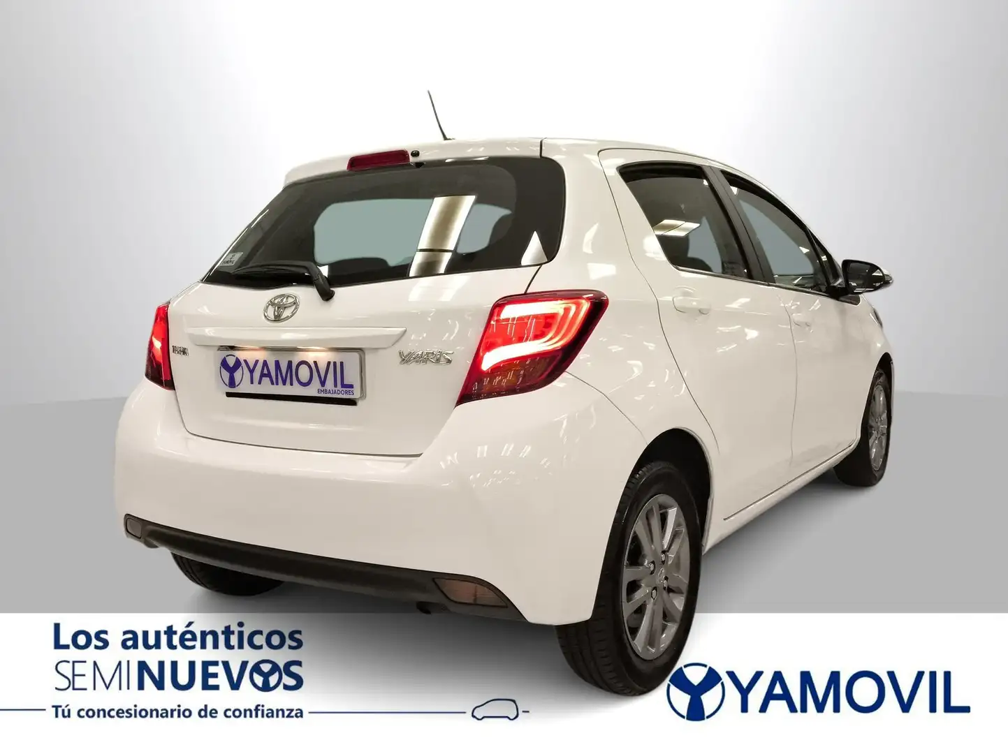 Toyota Yaris 1.3 Active Blanco - 2