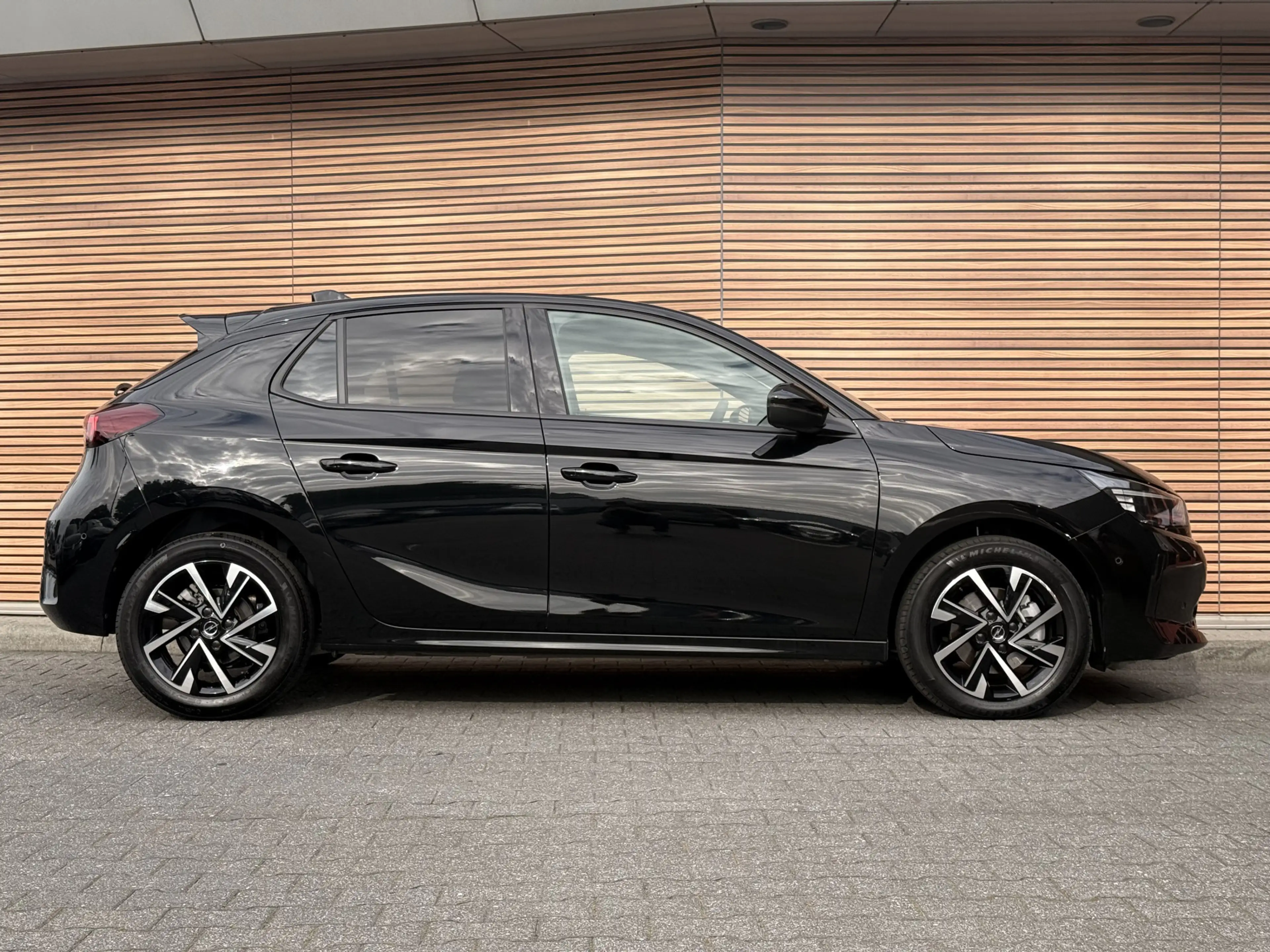Opel Corsa 1.2 Turbo Hybrid GS Camera / Carplay / Lm velg / C — photo 6