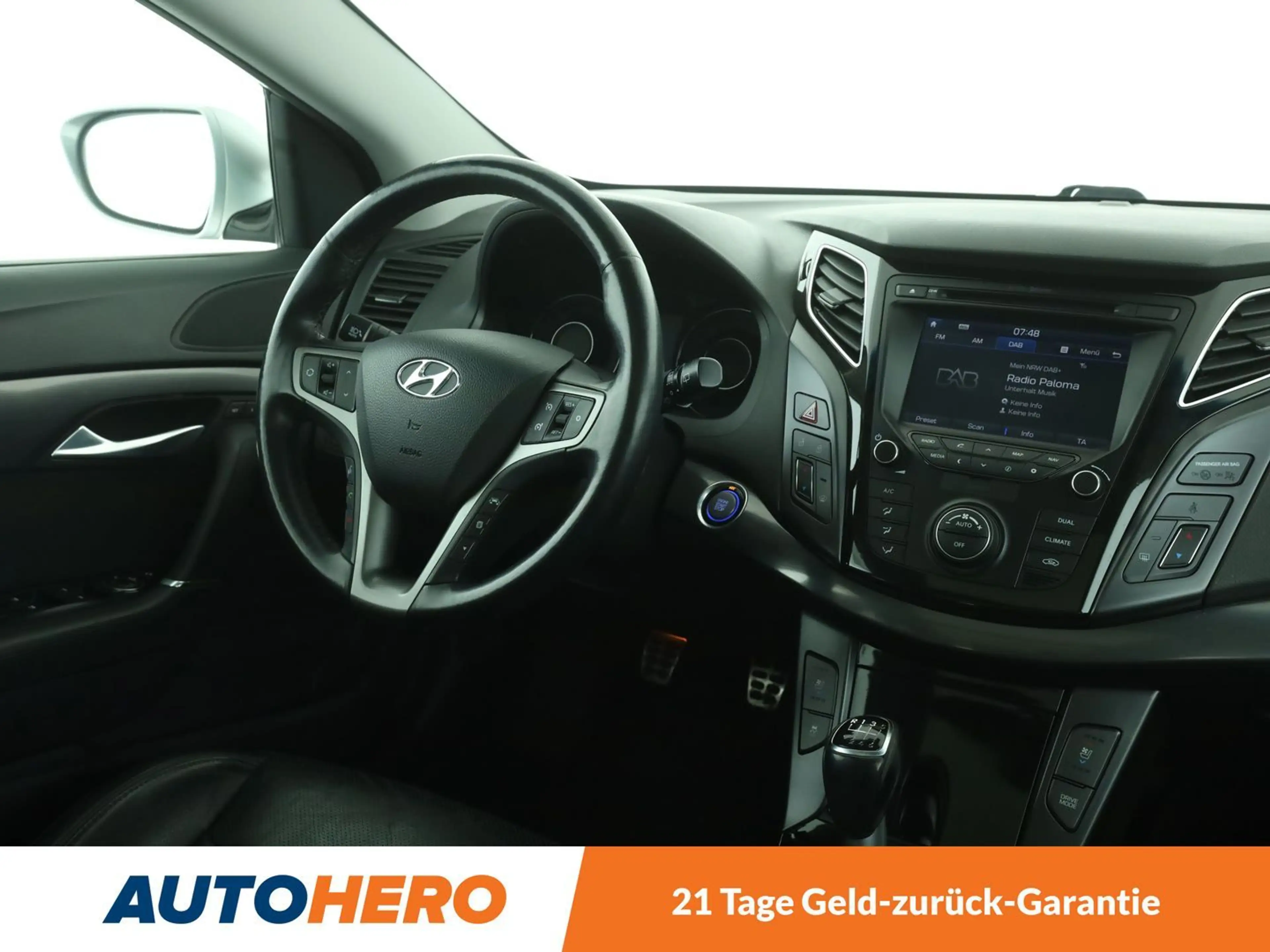 Hyundai i40 1.7 CRDi Premium Blue*NAVI*XENON*TEMPO*CAM*PDC*SHZ — photo 13