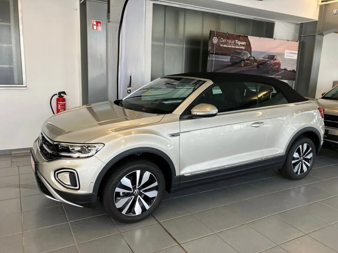 Volkswagen T-Roc T-Roc Cabriolet 1.5 TSI OPF Move Beige - 1