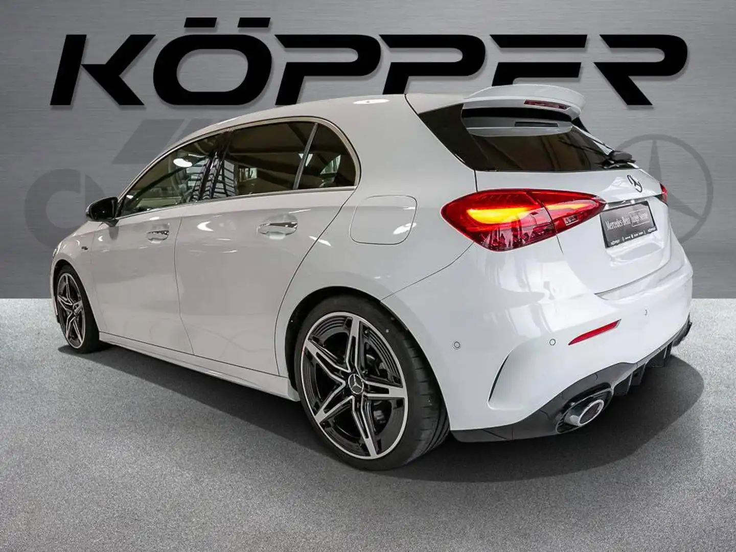 Mercedes-Benz A 35 AMG 4M White Performance Kamera LED Edition Alb - 2