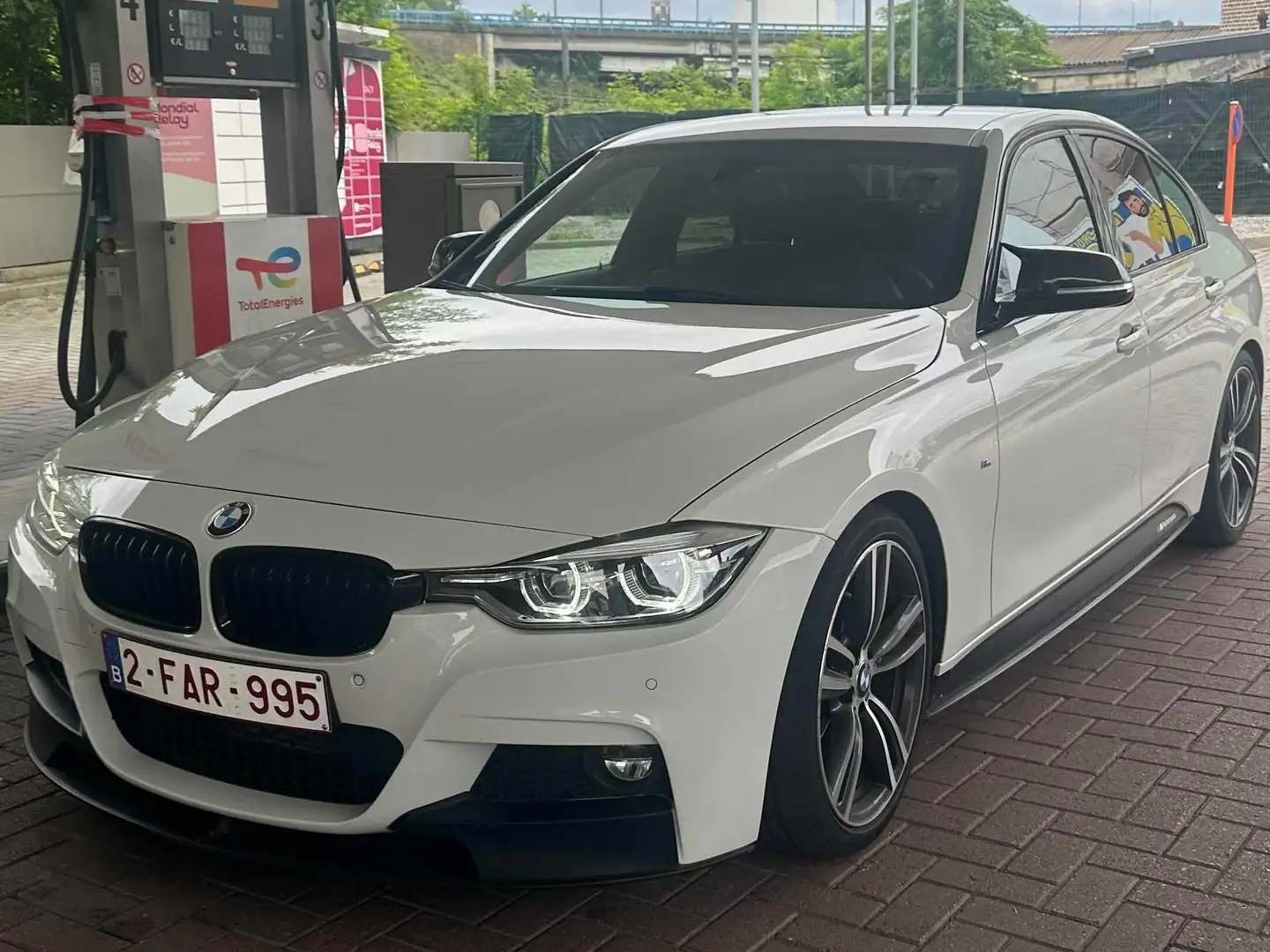 BMW 318 318 d Blanc - 1