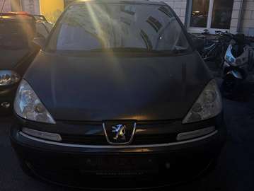 807 SV Premium 2,0 HDI 110 (FAP) Tiptr. SV Premium