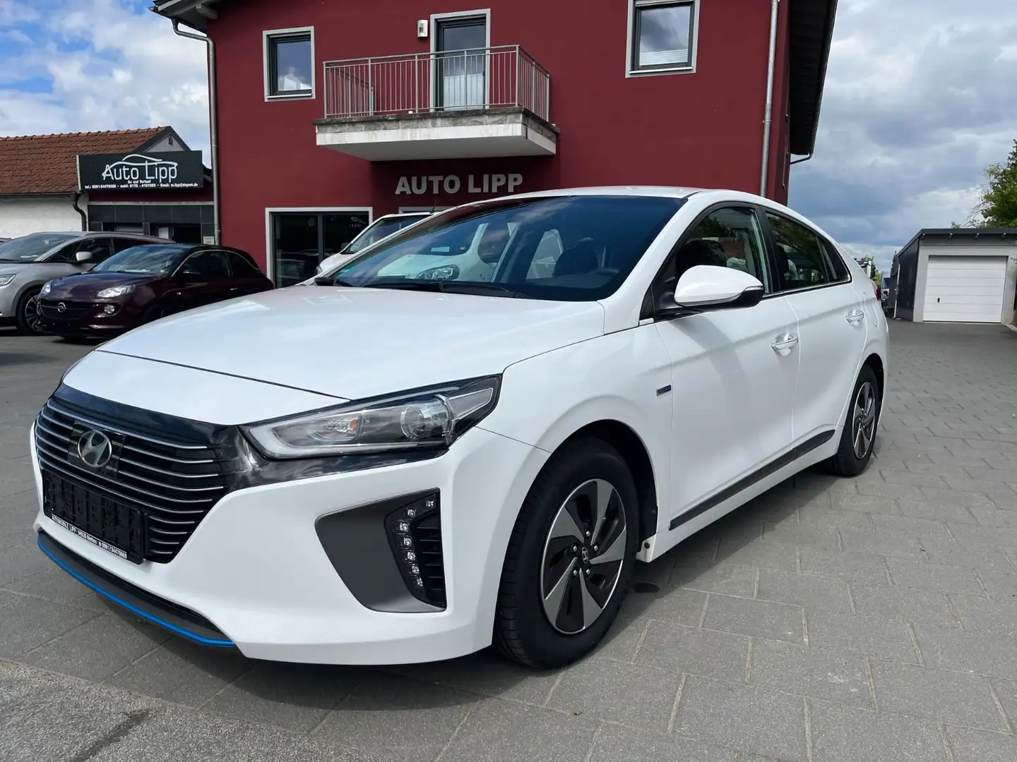Hyundai IONIQ Ioniq Style Hybrid /Navi /Bi-Xen. Blanc - 1