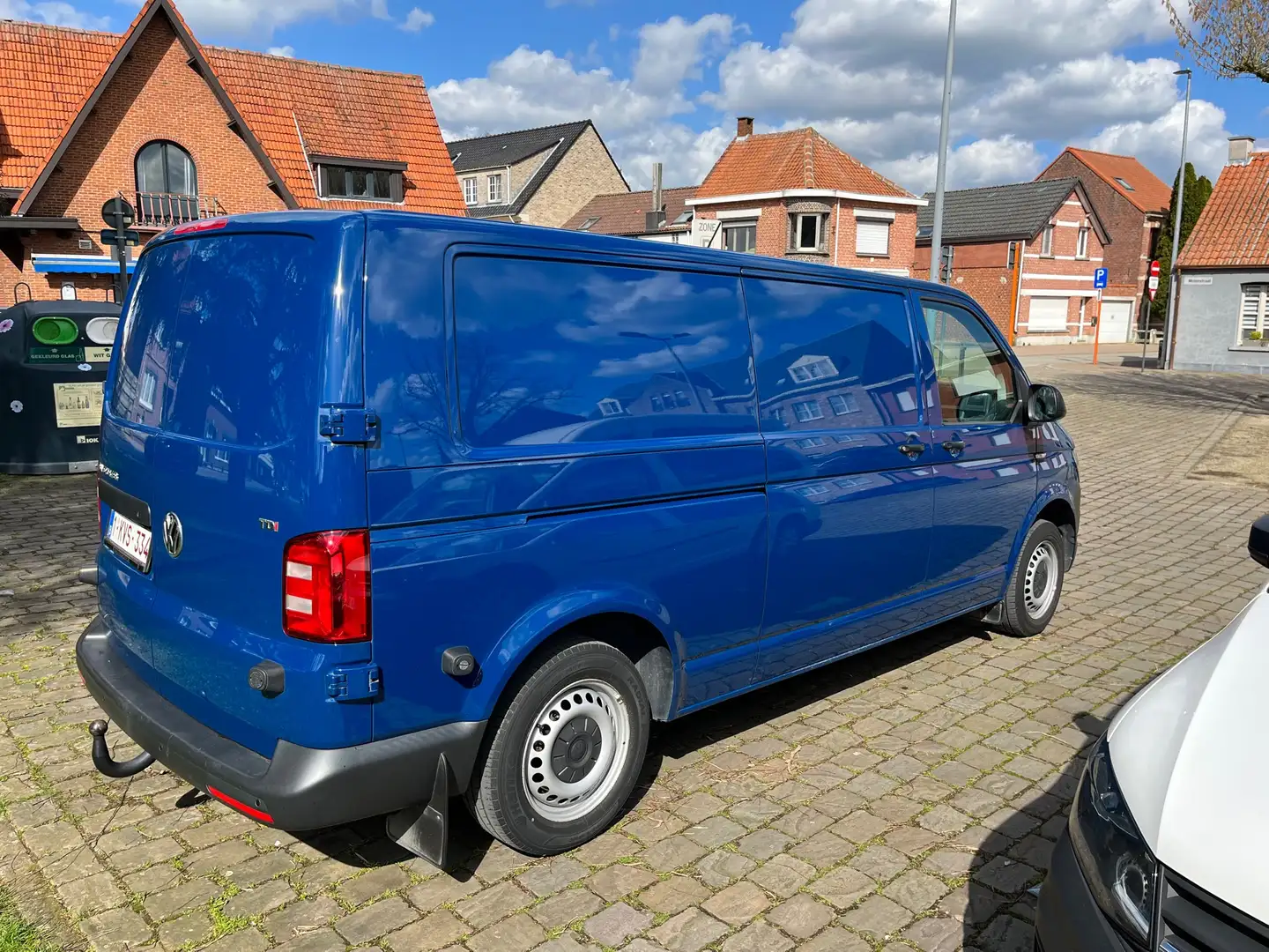 Volkswagen T6 Transporter DSG Lang Bleu - 2