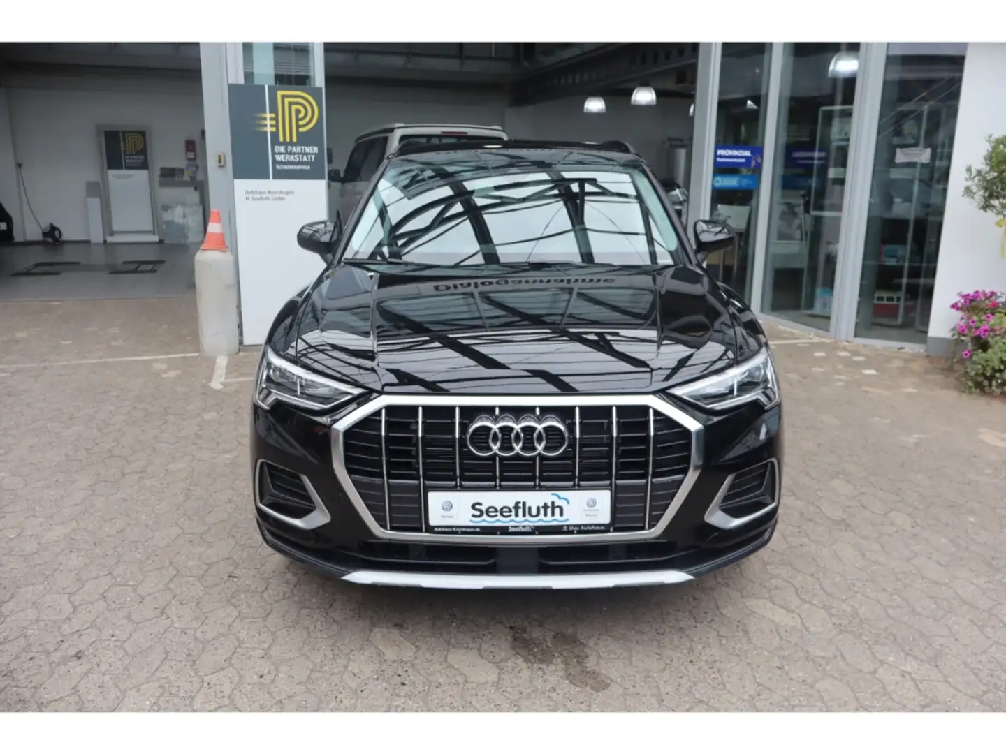 Audi Q3 35 1.5 TFSI advanced AHK RFK Standhzg. SH Interfac Noir - 2