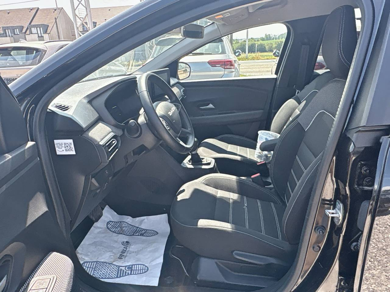 Dacia Jogger Hybrid 1.6 Expression 5pl. — photo 6