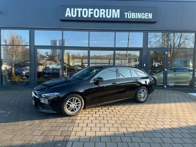 Mercedes-Benz CLA 200 *KAMERA*AMBILIGHT*PANO*KEYLESS*LED