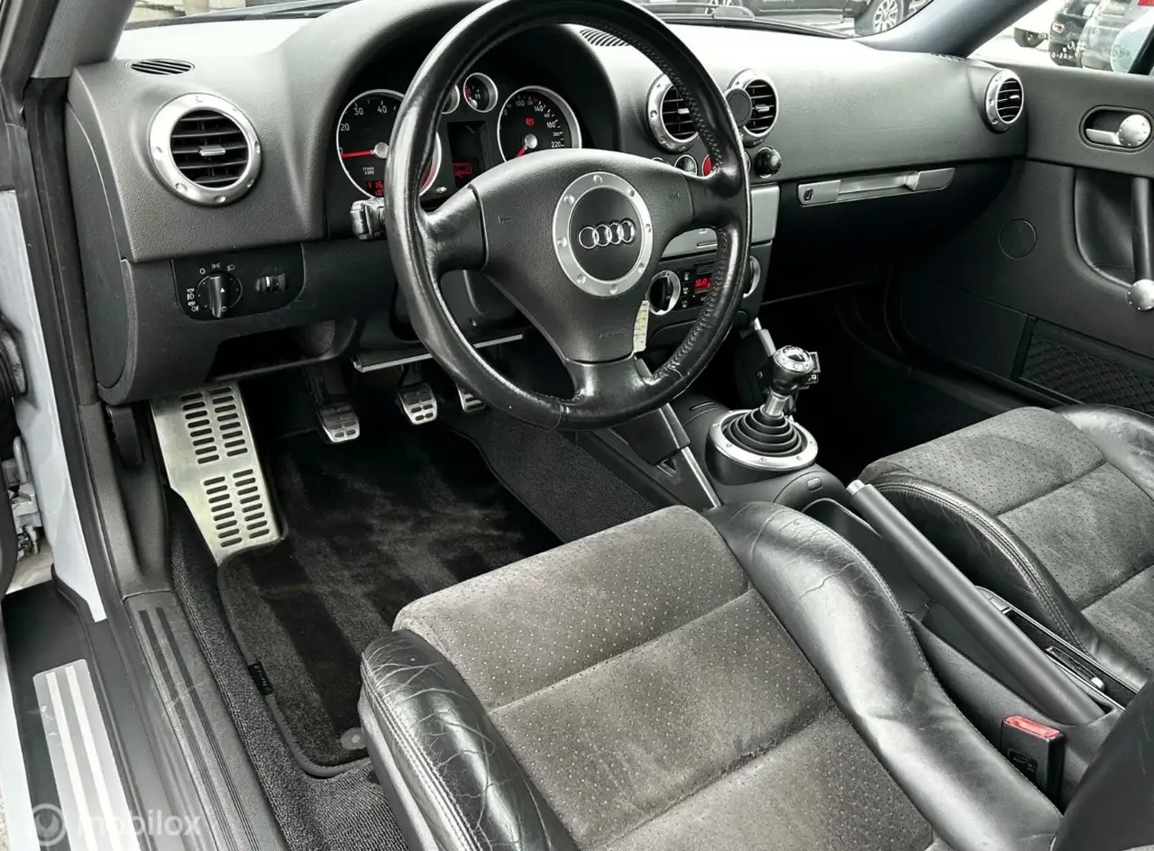 Audi TT 1.8 5V Turbo, foto 3