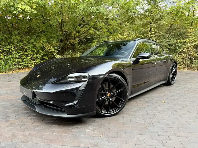 Porsche Taycan Sport Turismo 93.4 kWh/Pano/BOSE/ACC/Surround/22kw