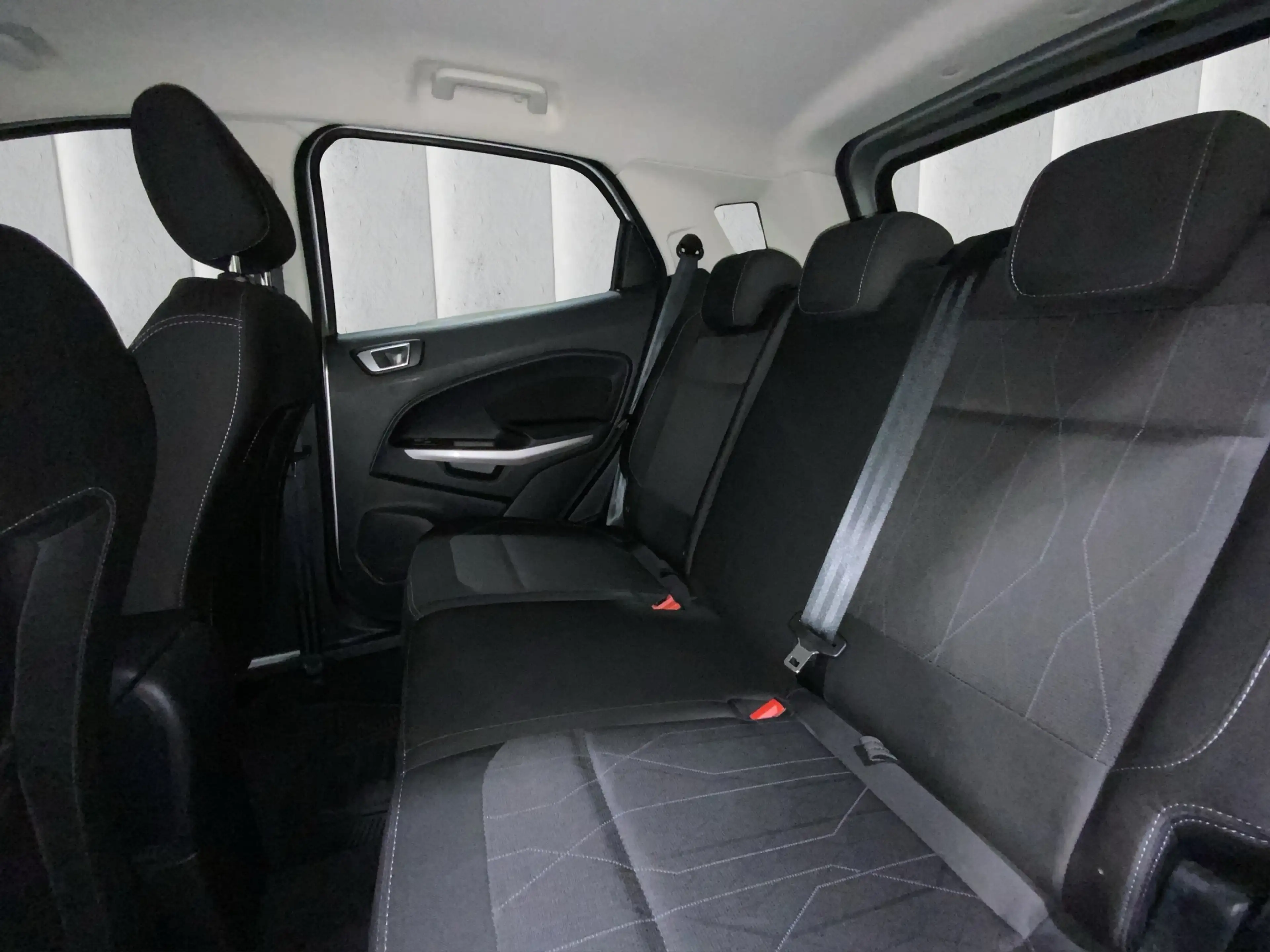 Ford EcoSport 1.0 EcoBoost Cool&Connect | Winter-Paket — photo 11
