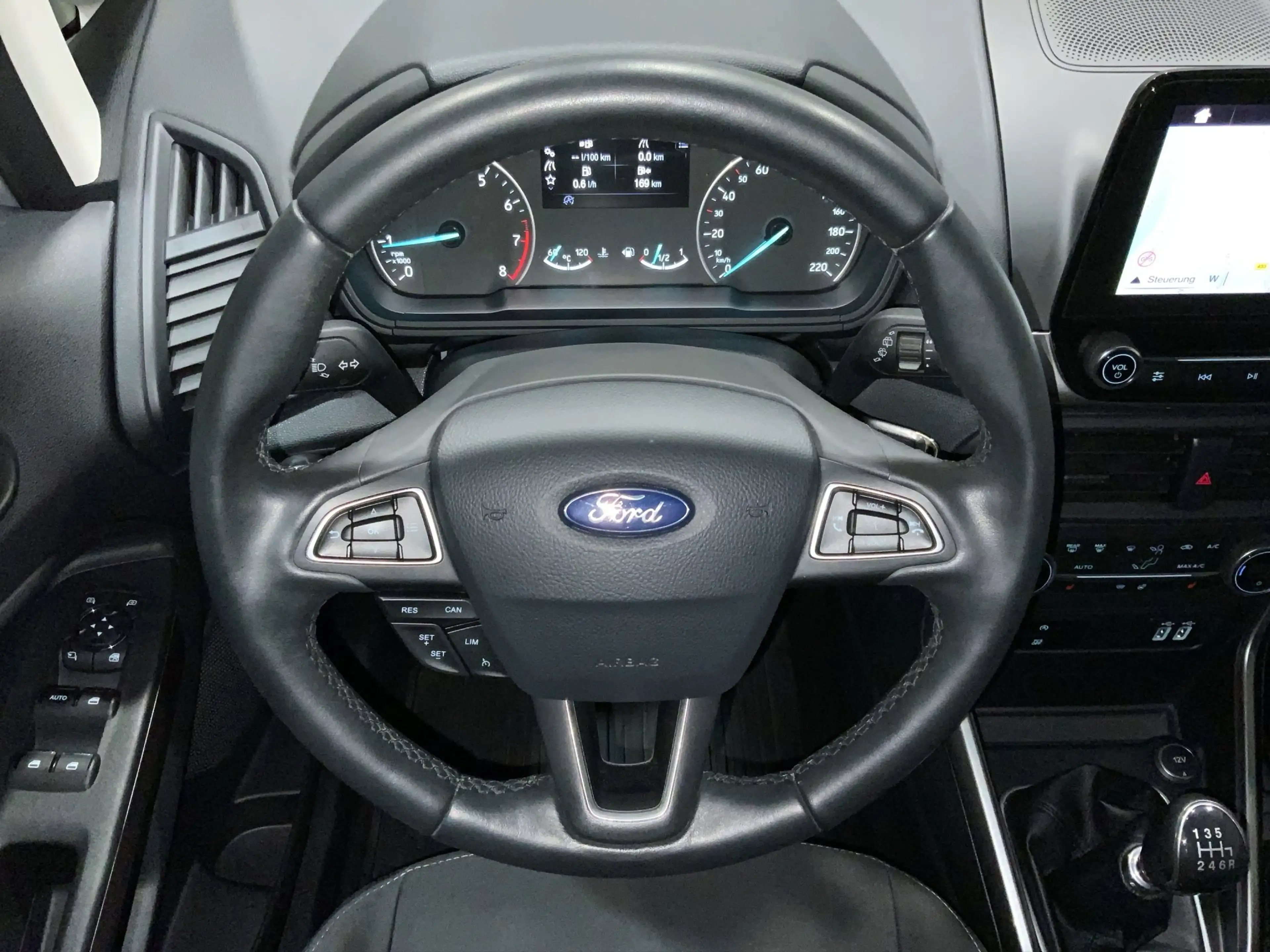 Ford EcoSport 1.0 EcoBoost Cool&Connect | Winter-Paket — photo 13