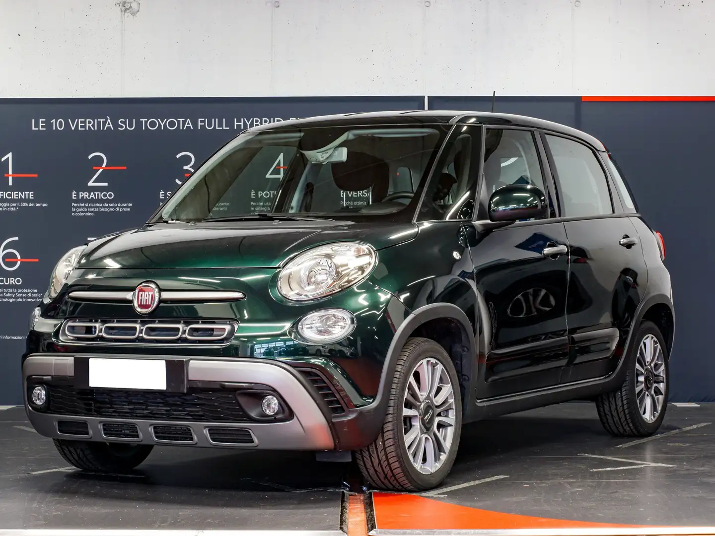 Fiat 500L City Cross 1.3 mjt  95cv dualogic my19 Verde - 1
