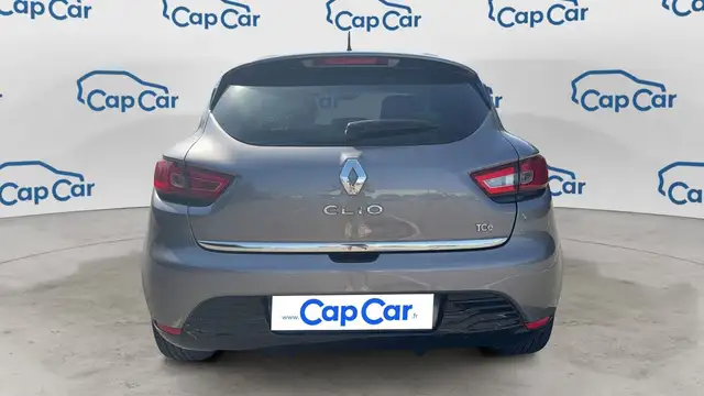Renault Clio view 3