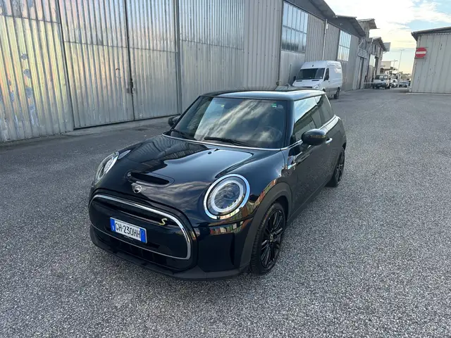 MINI Cooper E Mini Cooper SE Essential