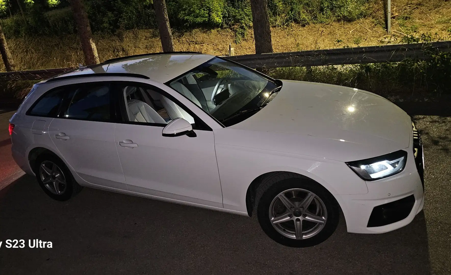 Audi A4 Avant 40 2.0 g-tron Business 170cv s-tronic - 2