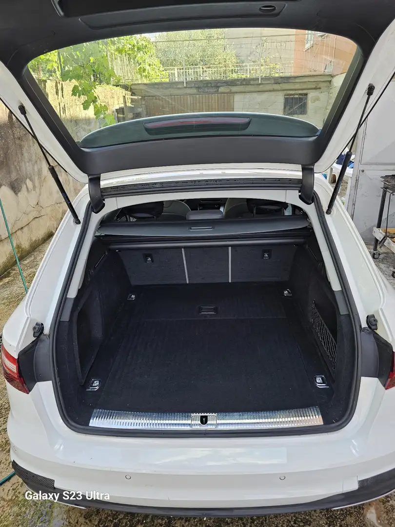 Audi A4 Avant 40 2.0 g-tron Business 170cv s-tronic - 2