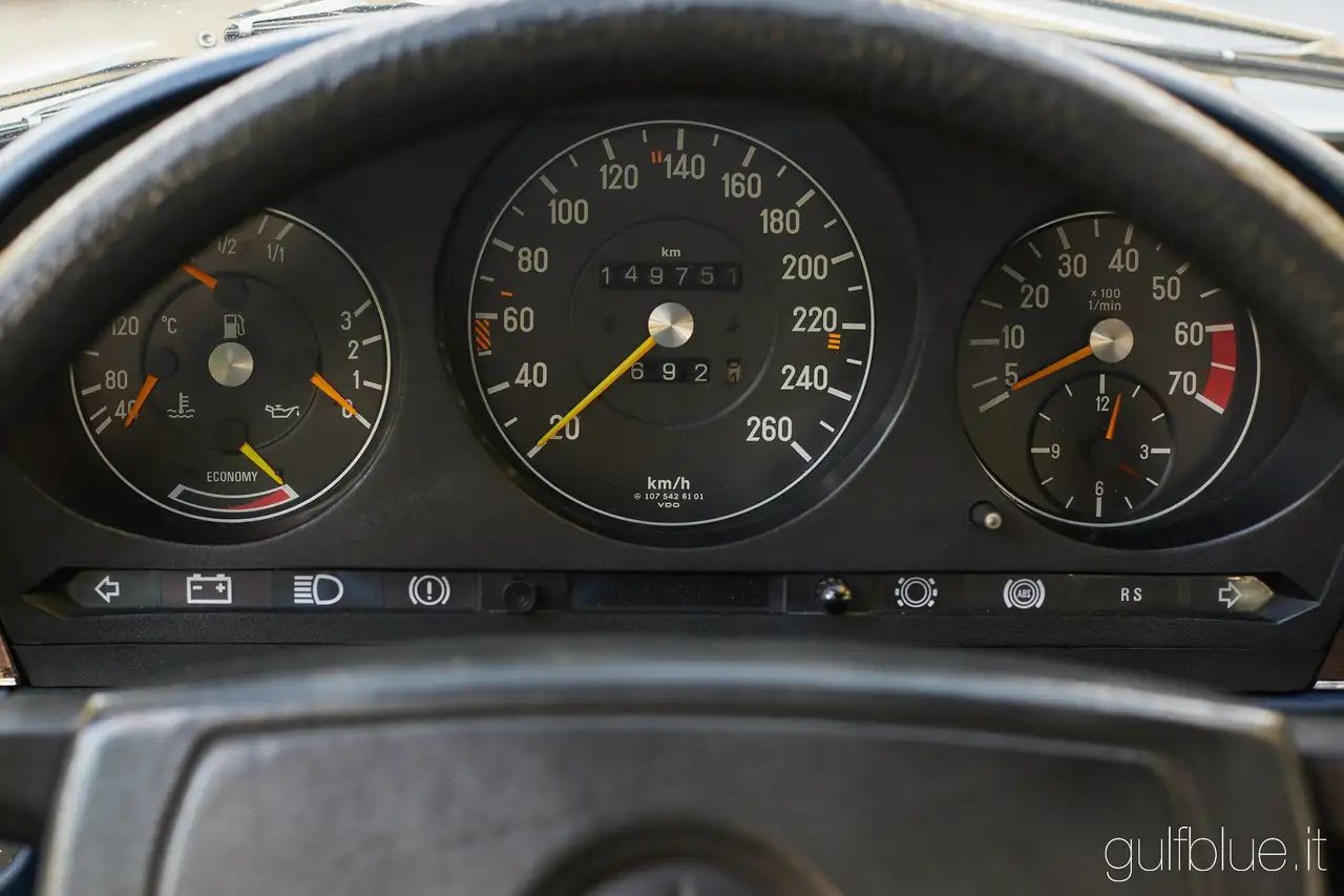 Mercedes-Benz SL 500 r107, foto 11