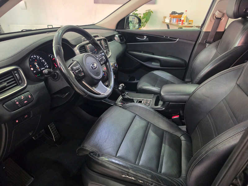 Kia Sorento Platinum Edition 4WD 2.Hand Vollleder — photo 4
