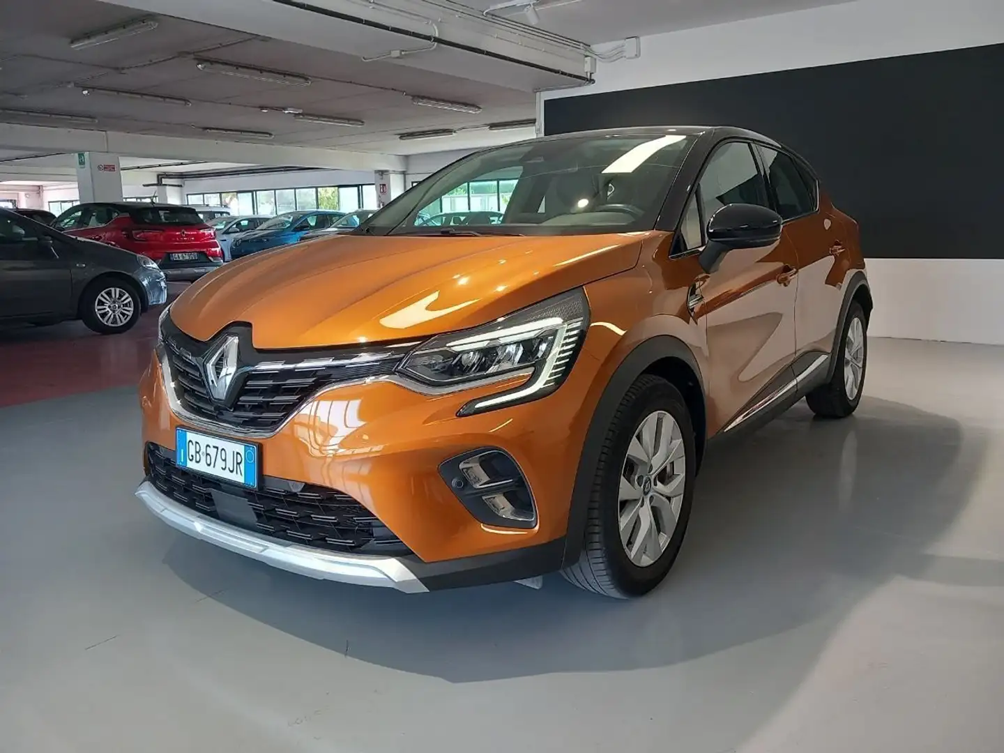 Renault Captur Captur 1.6 E-Tech phev Intens 160cv auto Arancione - 1