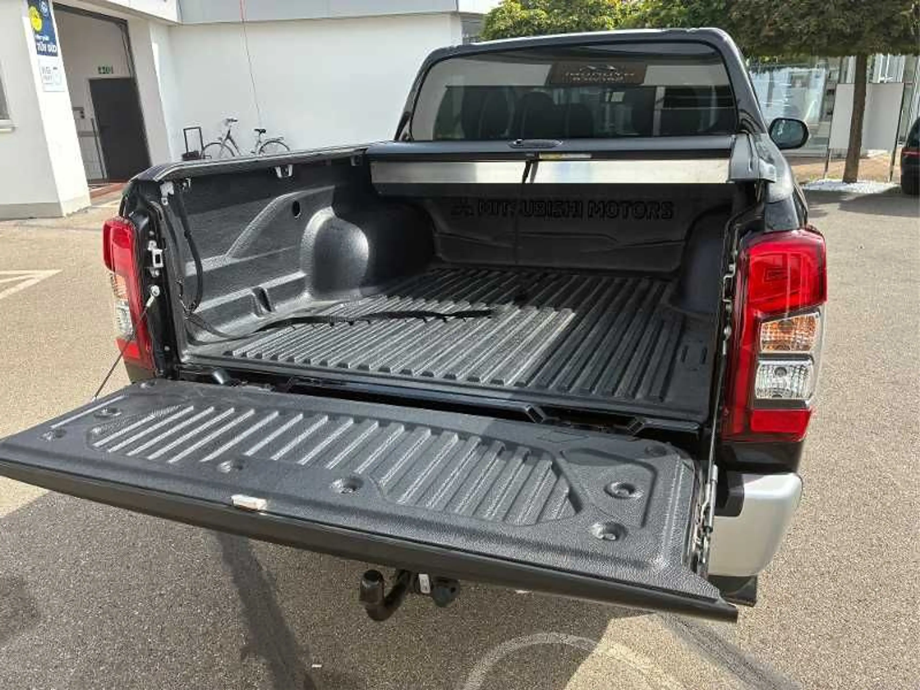 Mitsubishi L200 DC Spirit (SDA) 2.2 DI-D 4WD Automatik — photo 11