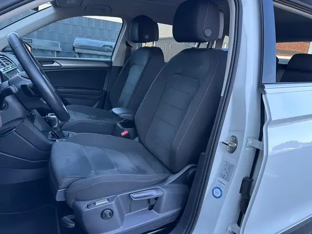Volkswagen Tiguan Allspace view 11