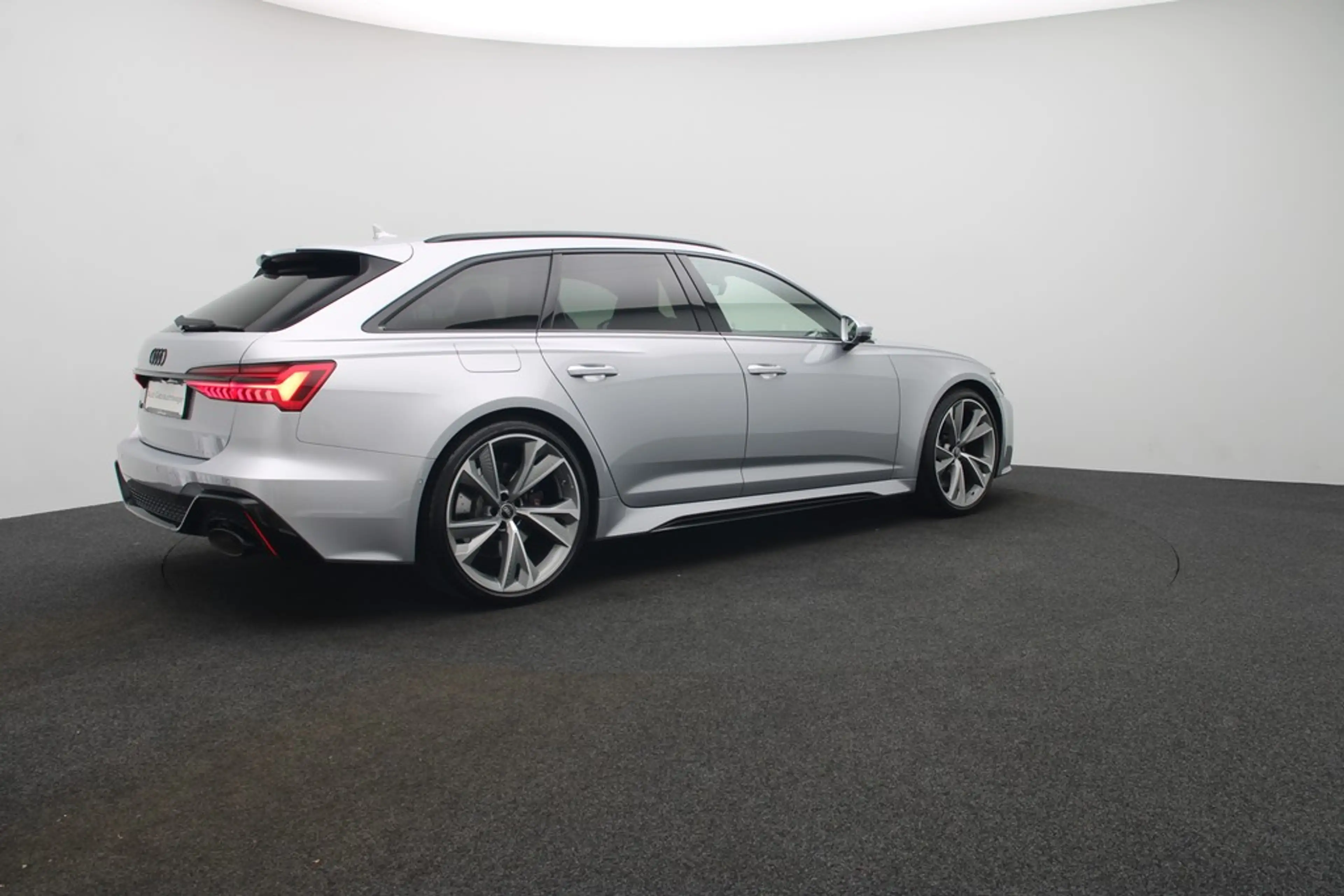 Audi RS6 RS 6 Avant 4.0 TFSI quattro performance B&O HuD — photo 5