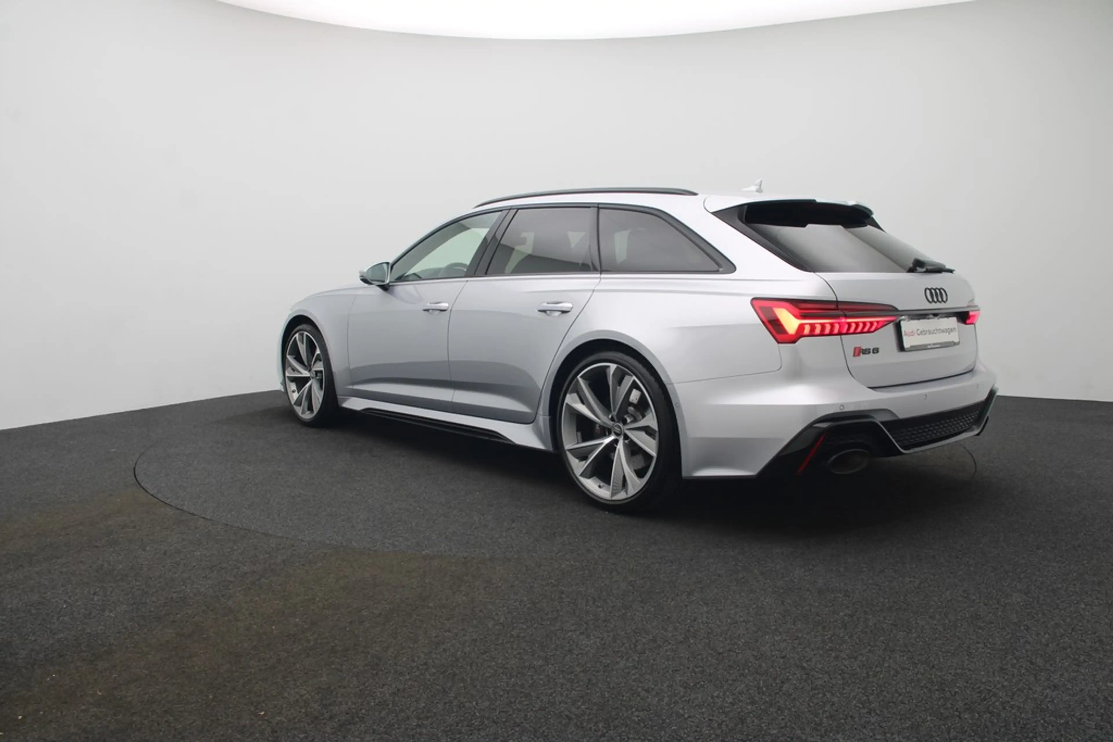 Audi RS6 RS 6 Avant 4.0 TFSI quattro performance B&O HuD — photo 3