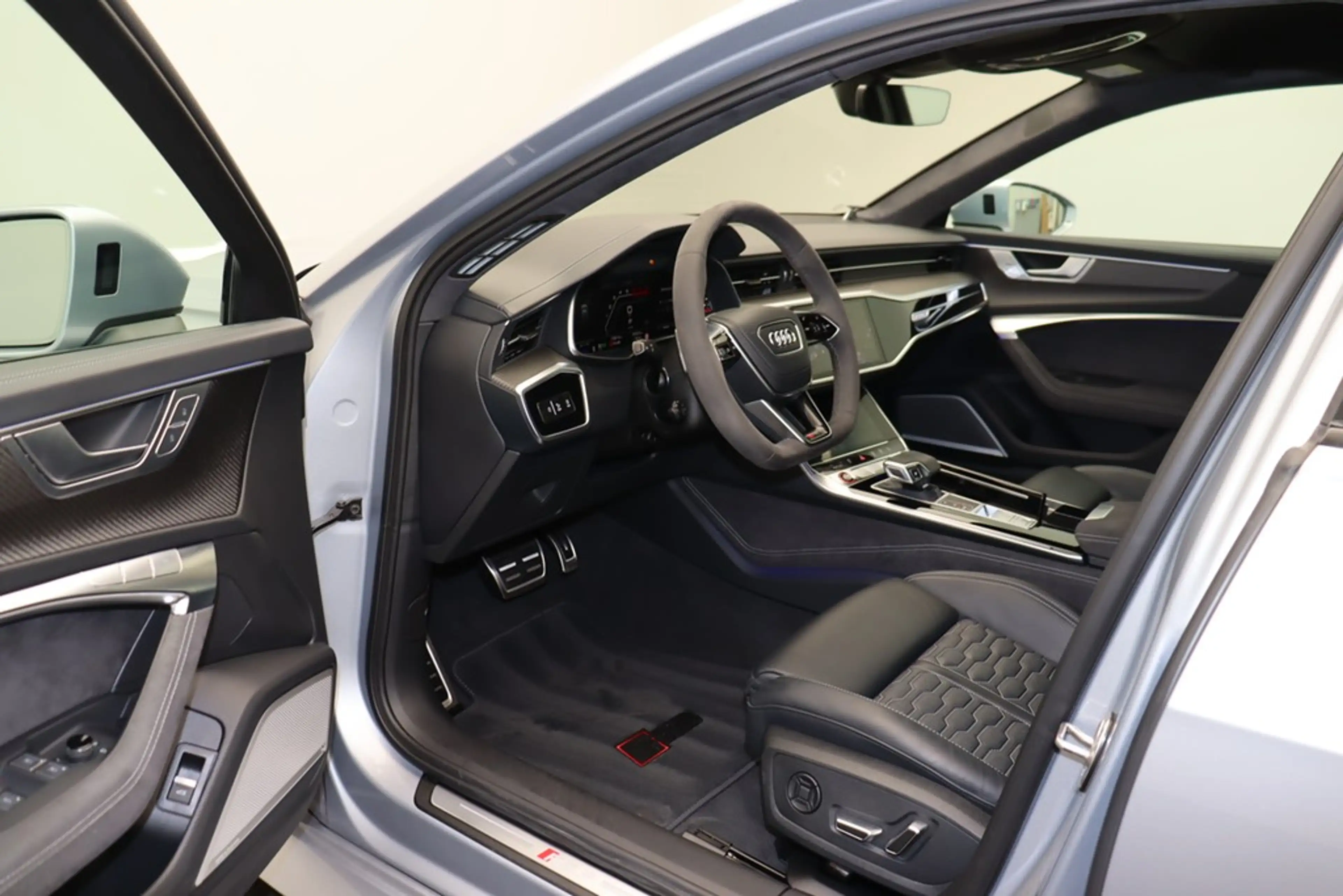 Audi RS6 RS 6 Avant 4.0 TFSI quattro performance B&O HuD — photo 8