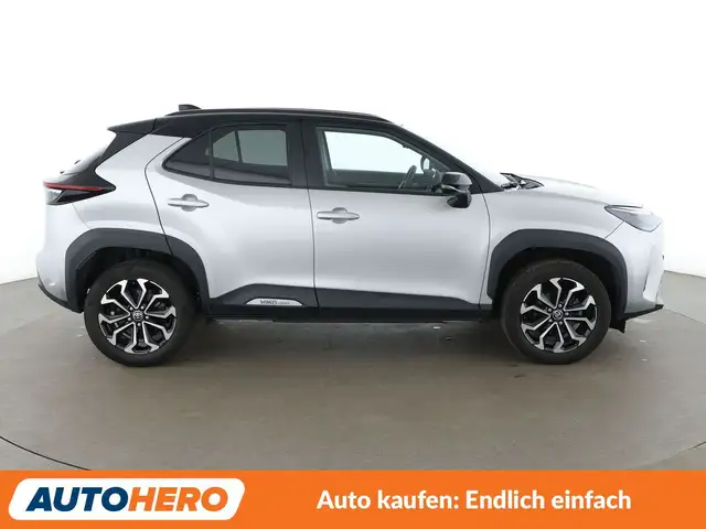 Toyota Yaris Cross view 7