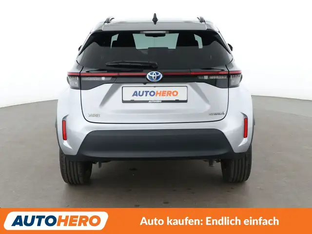 Toyota Yaris Cross view 5