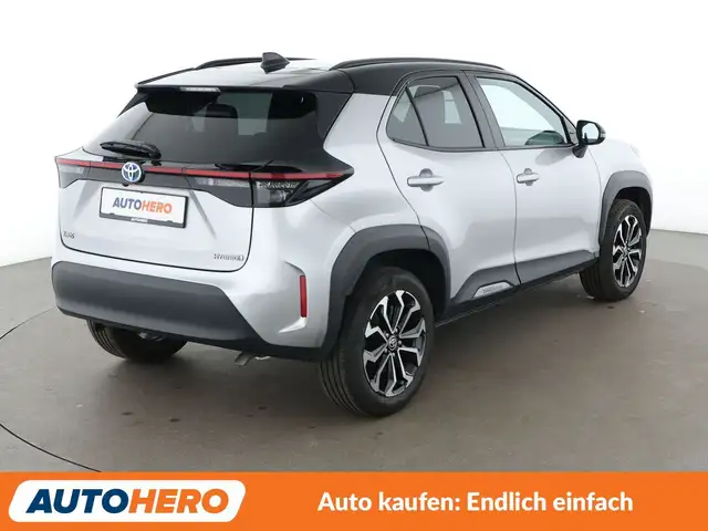 Toyota Yaris Cross view 6