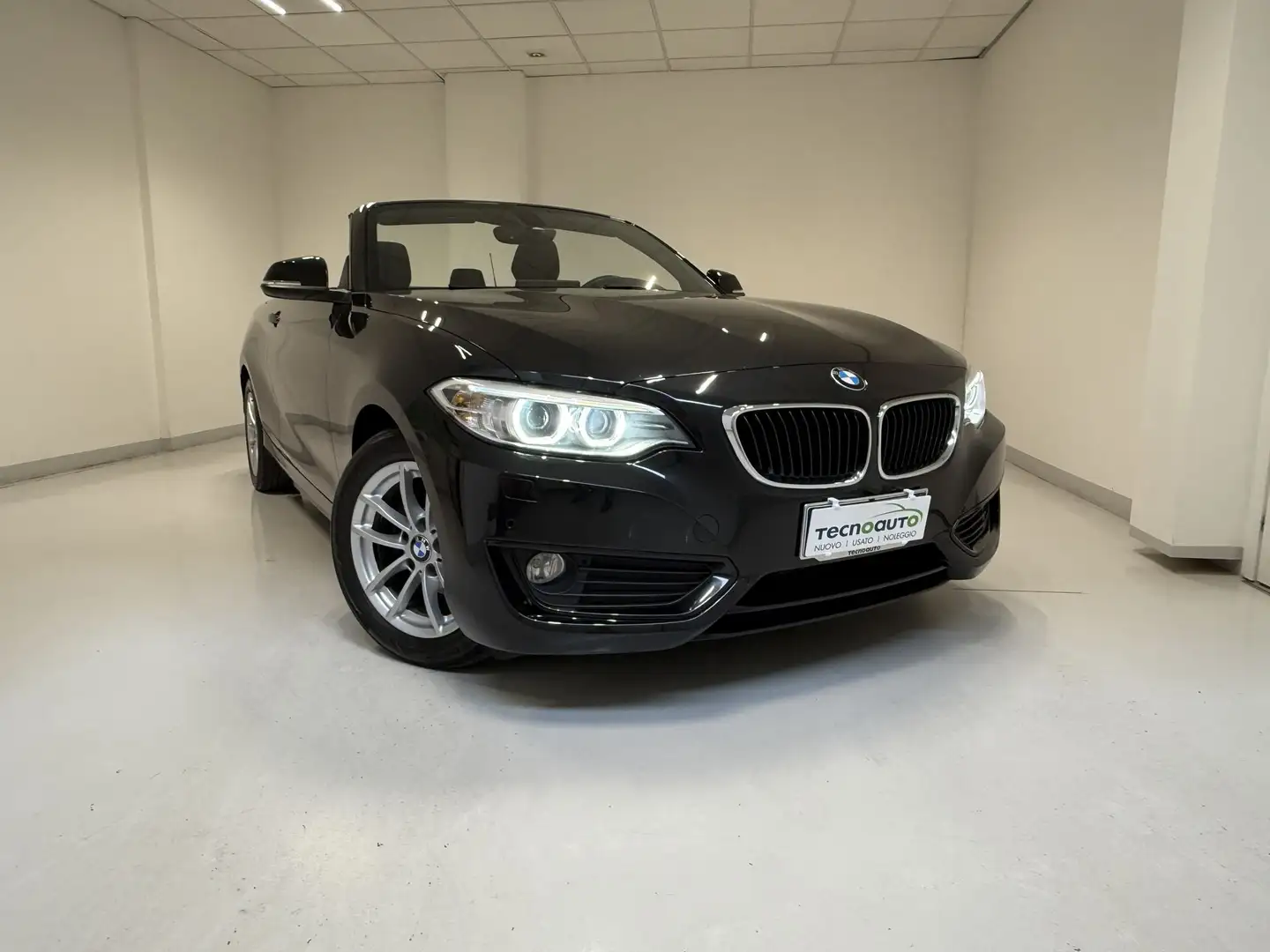 BMW 218 218d Cabrio Advantage Steptronic Nero - 2