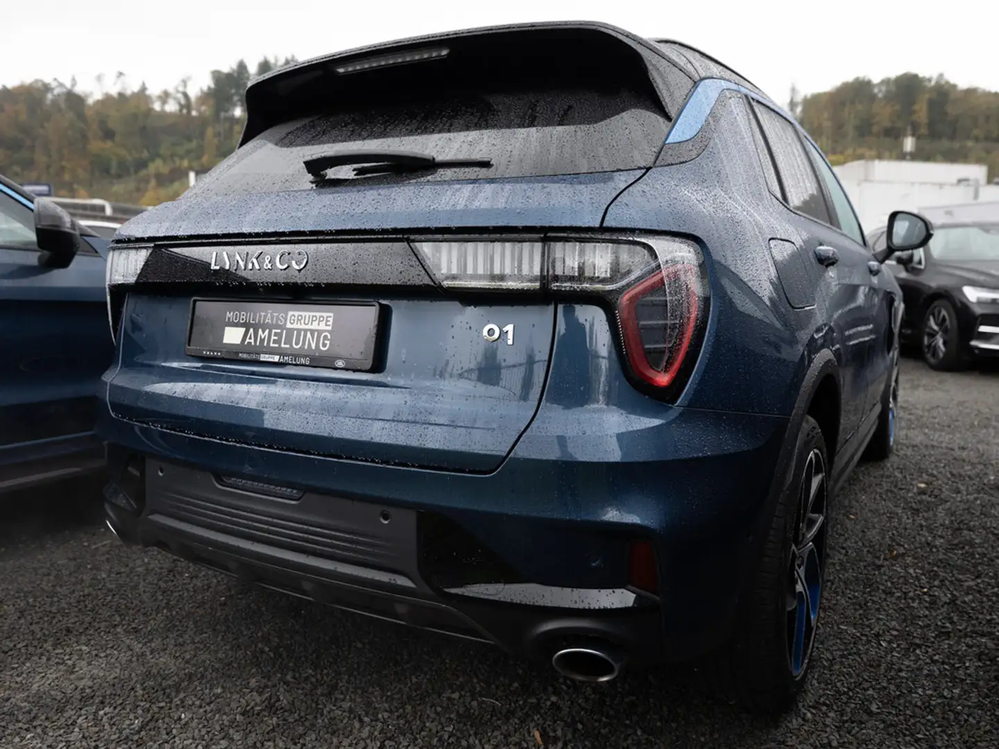 Lynk & Co 01 1.5 PHEV LED KEYLESS NAVI MEMORY ACC PANO Blau - 2