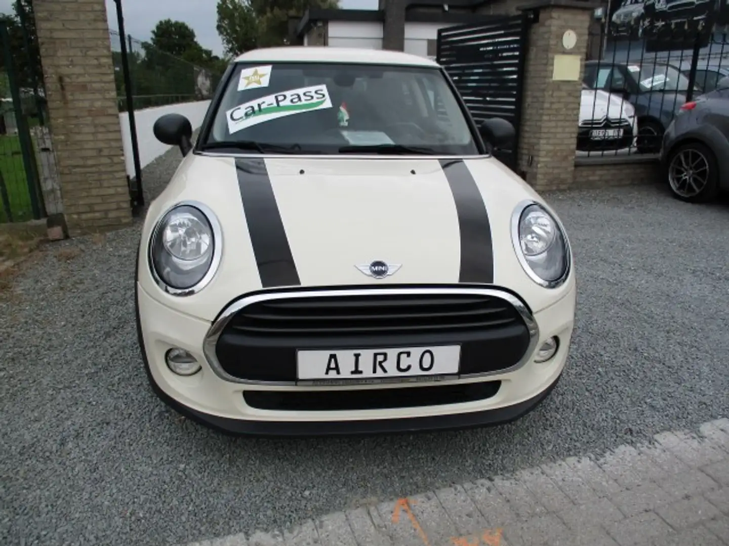 MINI One 1.2i Turbo FIRST AIRCO PDC BLEUTOOTH PRIVACY ALU Wit - 2
