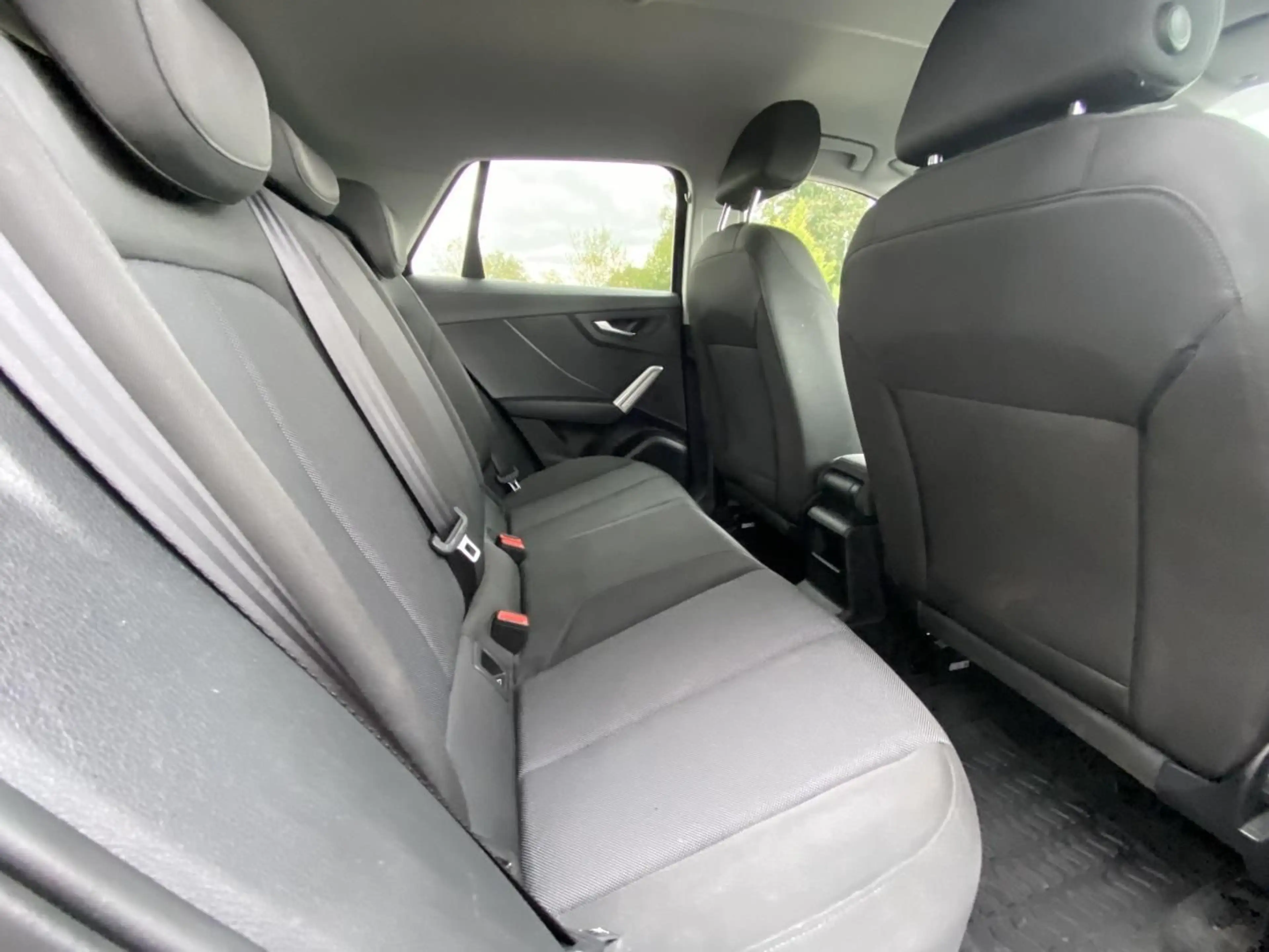 Audi Q2 35 1.5 TSI S-tronic advanced NAVI+AHK+KAMERA+ — photo 15