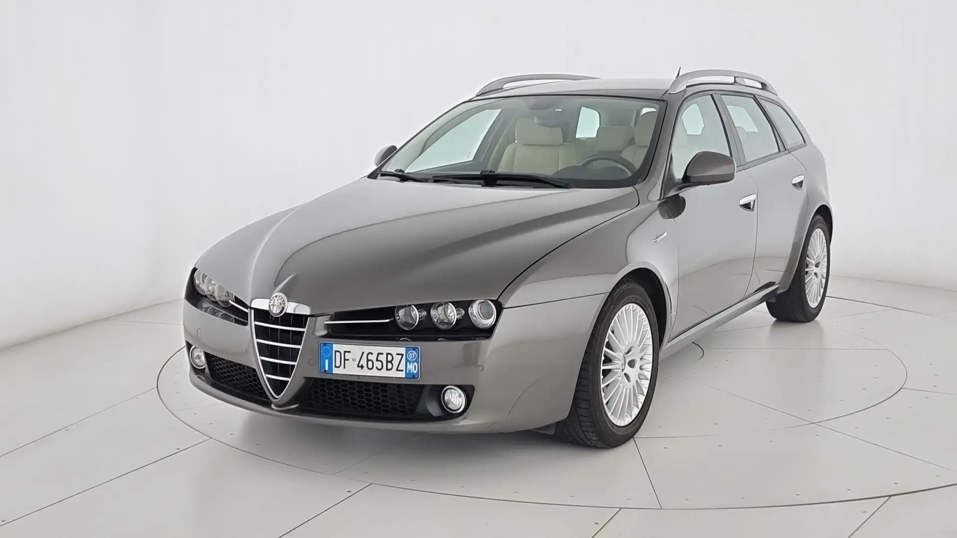 Alfa Romeo 159 1.9 JTDm 16V Sportwagon Distinctive Bronze - 1