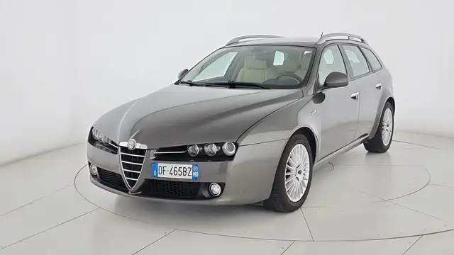 Alfa Romeo 159 1.9 JTDm 16V Sportwagon Distinctive