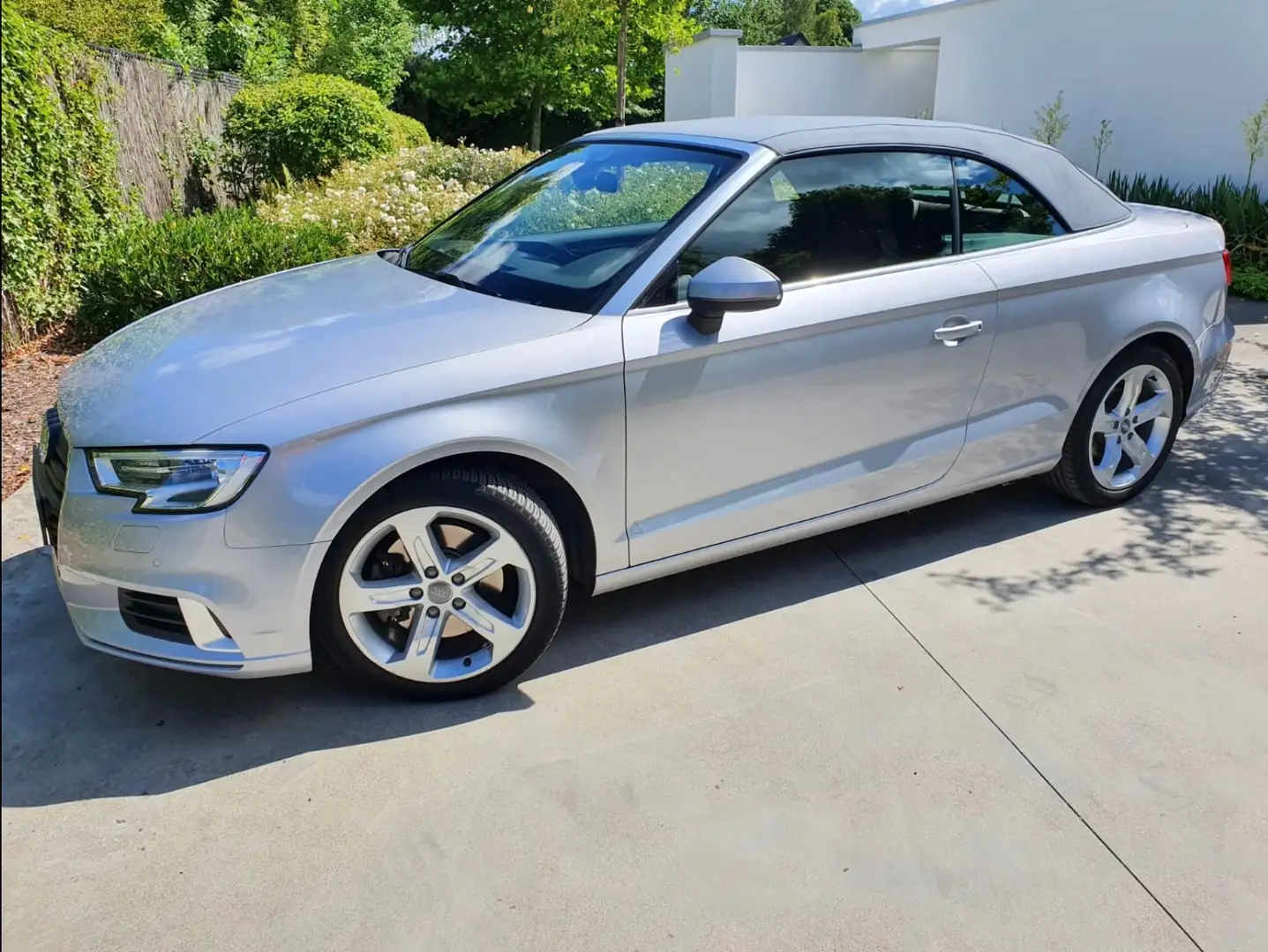 Audi A3 A3 2.0 TFSI Cabrio quattro S tronic design Argent - 2