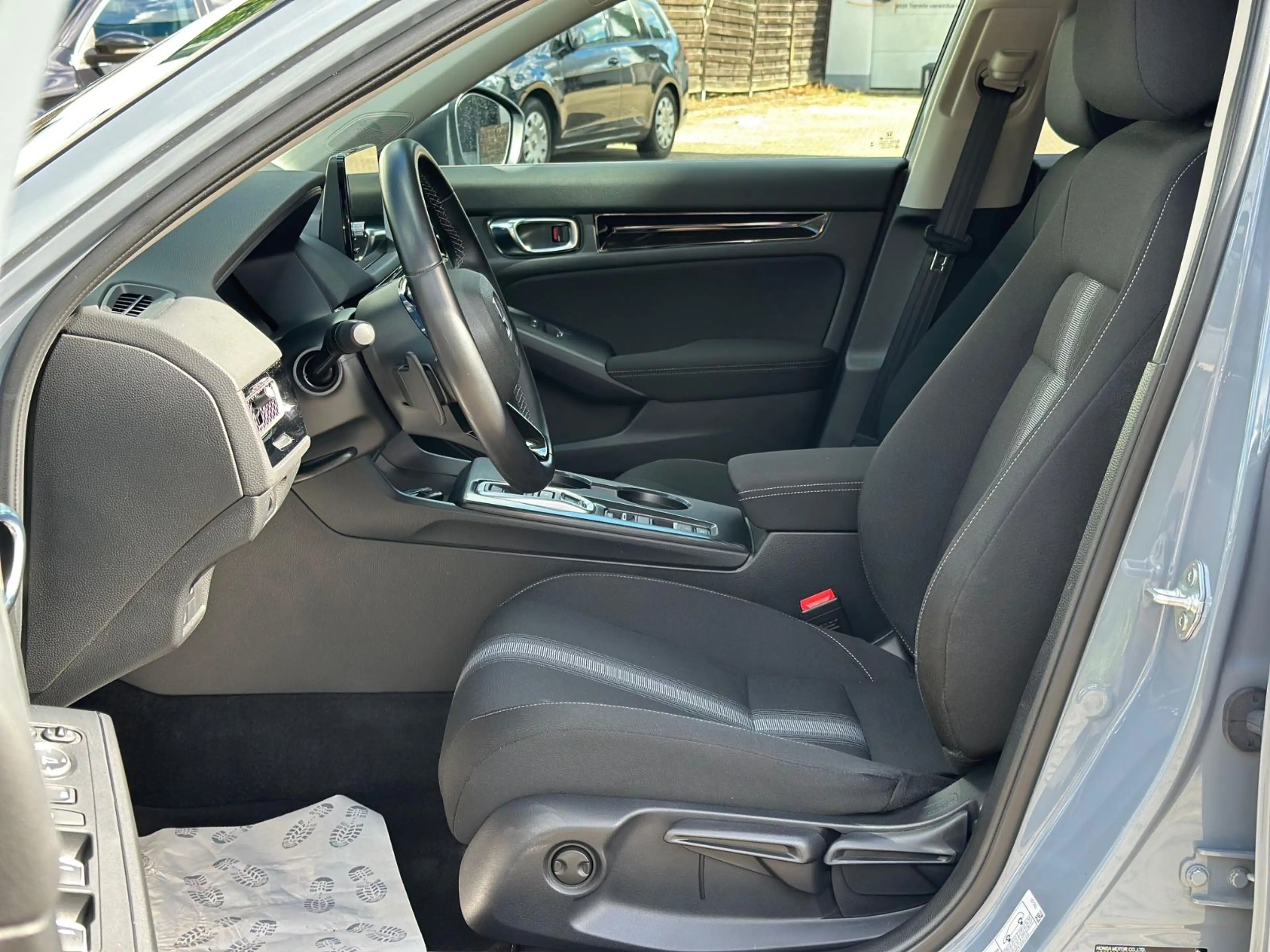 Honda Civic Lim. 5-trg. e:HEV Elegance — photo 5