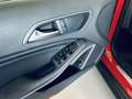 Mercedes-Benz GLA 180 7G-DCT Rood - thumbnail 32