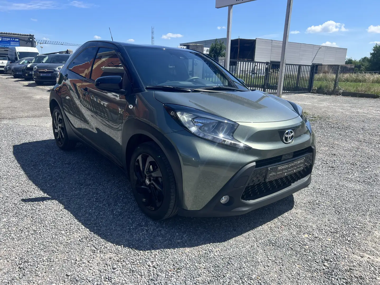 Toyota Aygo X Version X Play Groen - 1