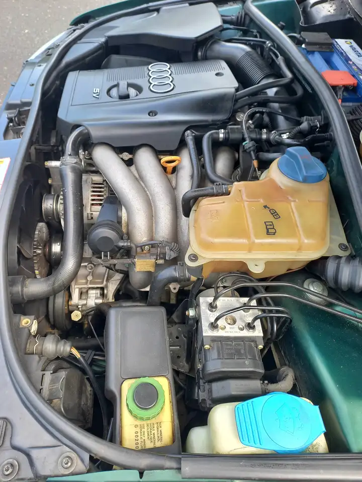 Audi A4 1.8 5V Advance, foto 3