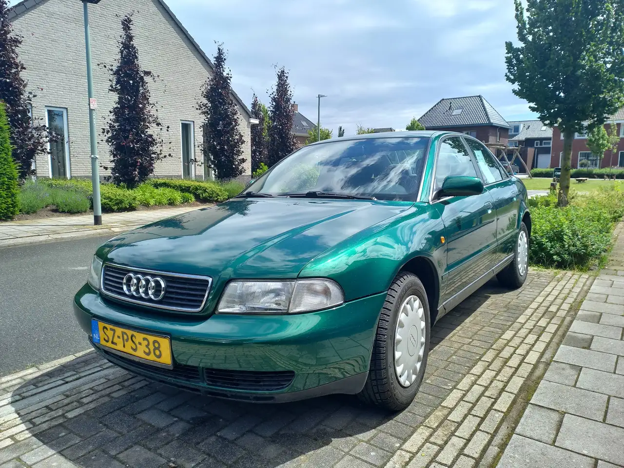 Audi A4 1.8 5V Advance, foto 2